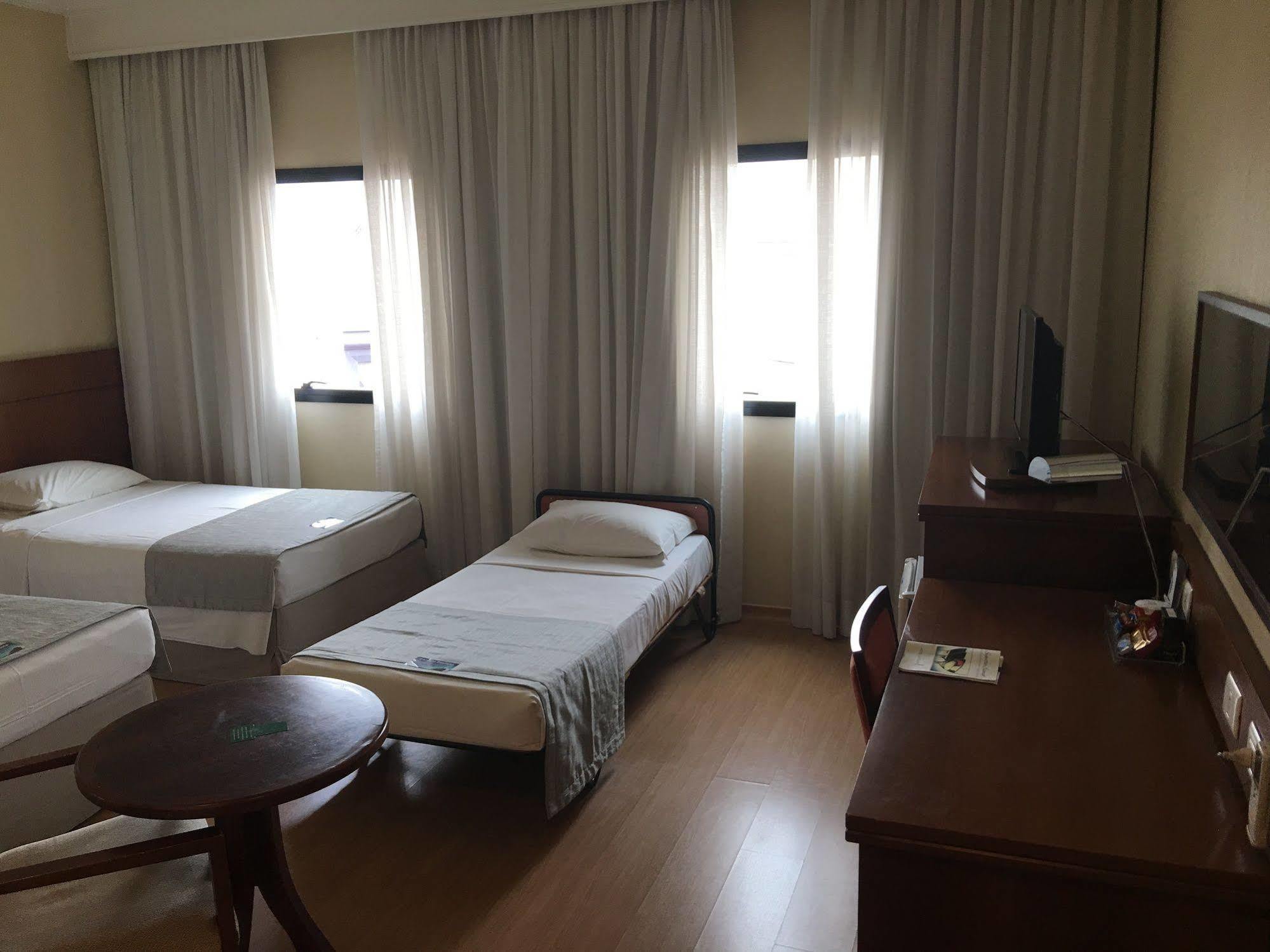 Luz Plaza Hotel 4*